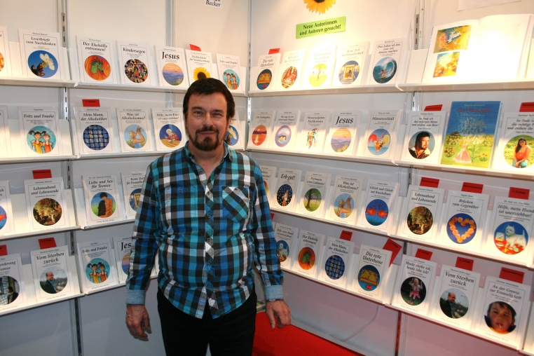 Verleger Hartmut Becker an unserem Stand auf der Leipziger Buchmesse