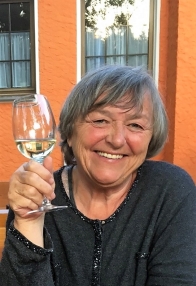 Karin Kuespert small